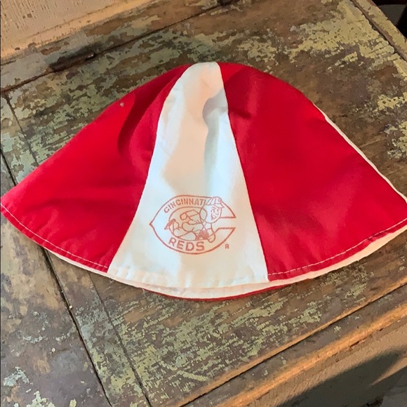 Cinci Reds hat - Picture 1 of 4